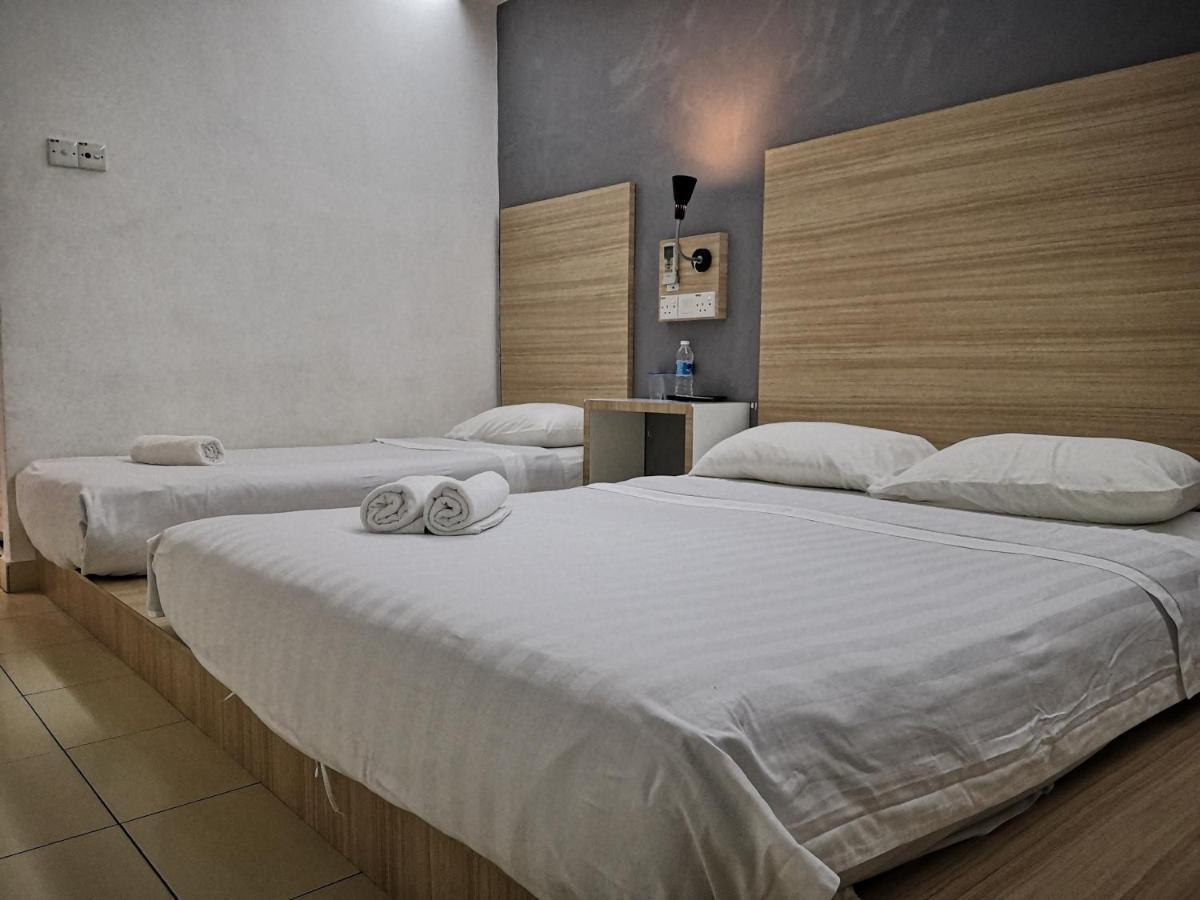 Dragon Door Hotel Sitiawan Eksteriør bilde